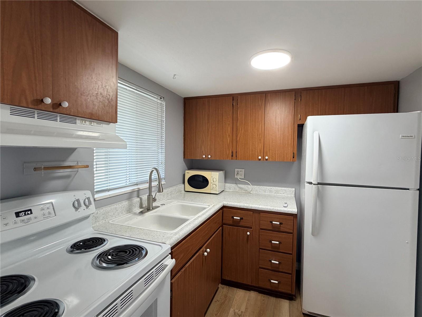 Image 11 of 26 For 1825 Flamingo Boulevard O26