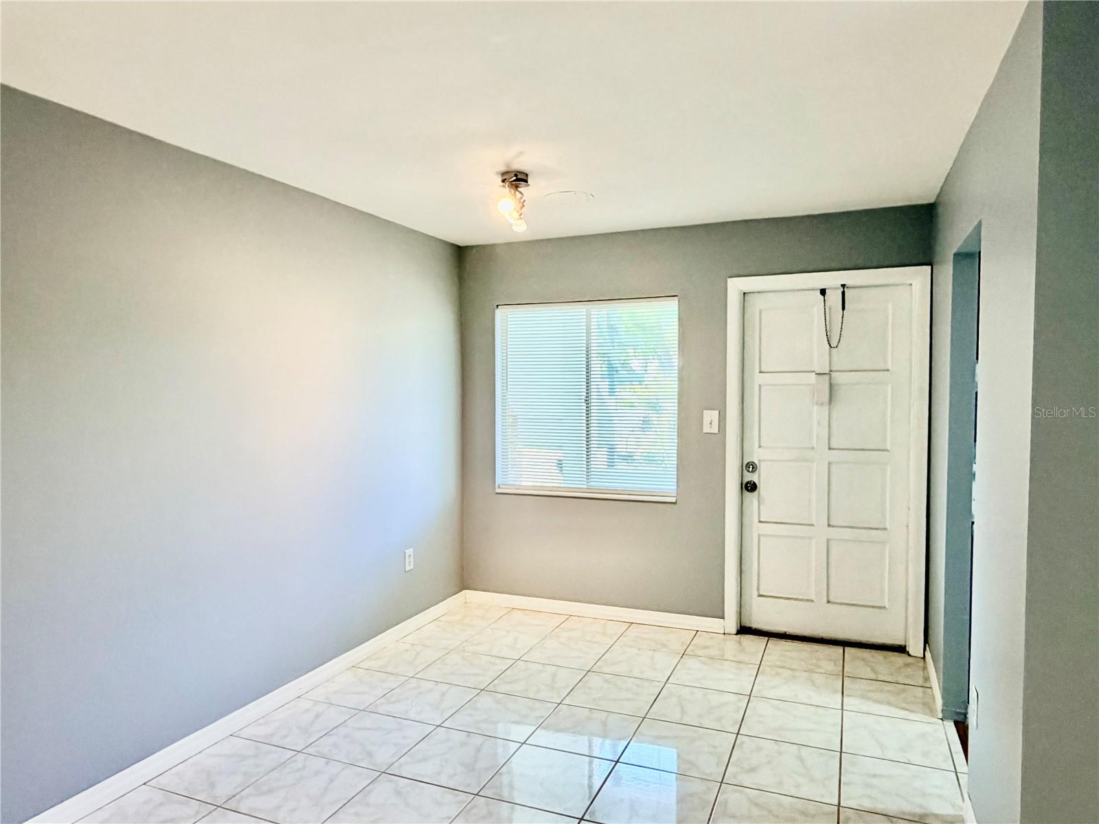 Image 4 of 26 For 1825 Flamingo Boulevard O26