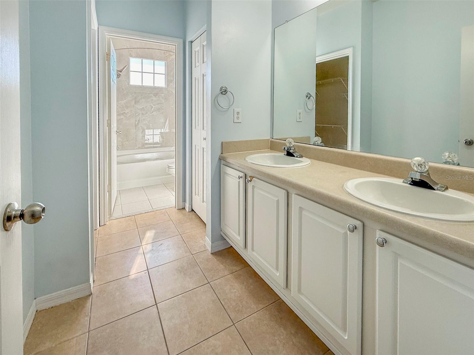 Image 12 of 24 For 4980 Baraldi Circle 17-208