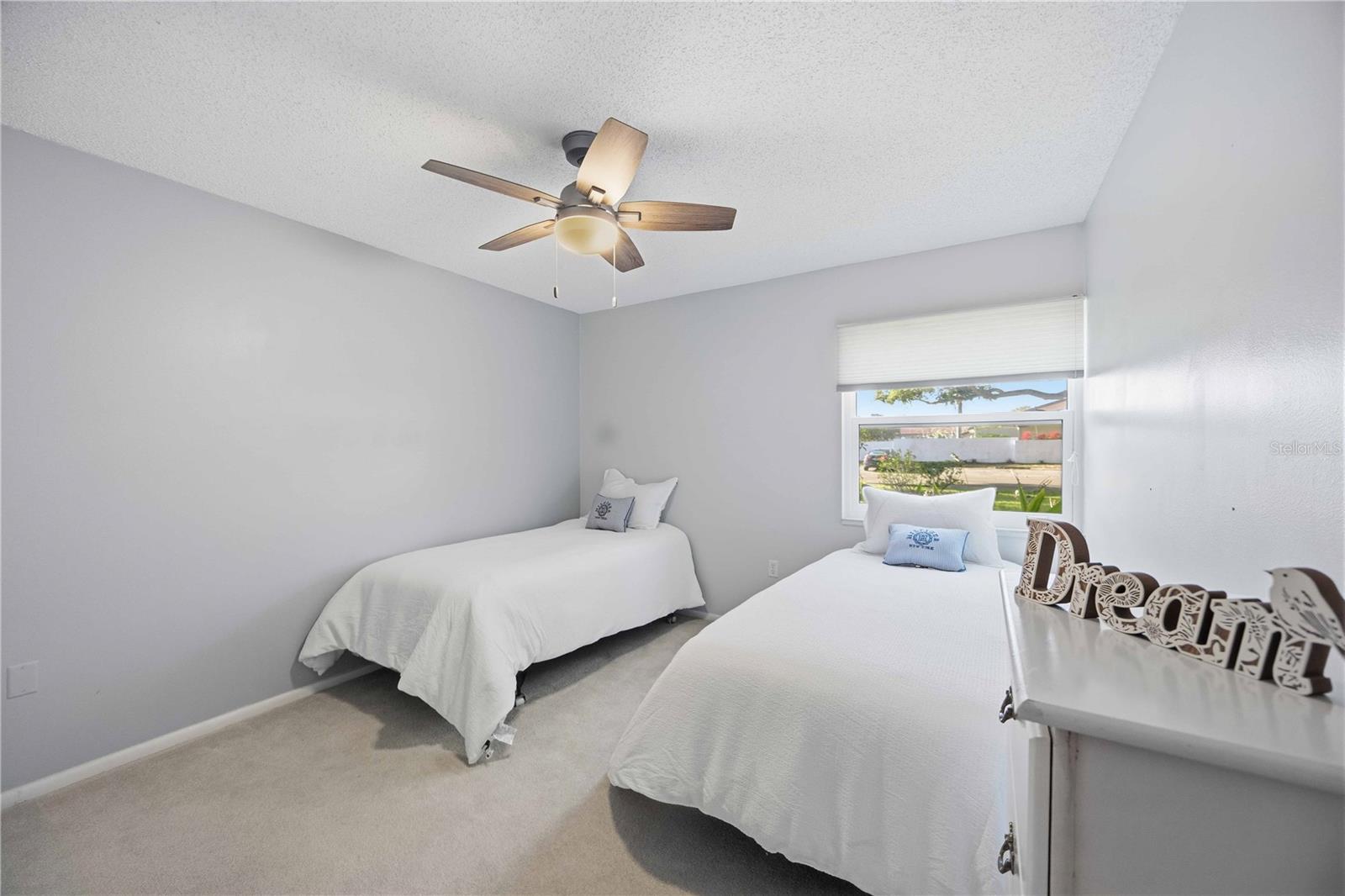 Image 24 of 44 For 3259 Beneva Road 101