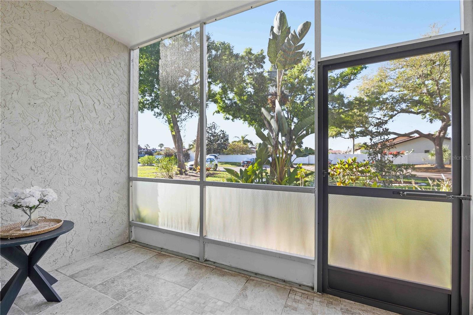 Image 32 of 44 For 3259 Beneva Road 101