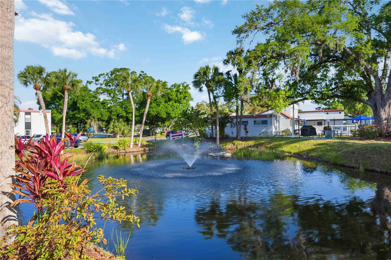 Image 34 of 44 For 3259 Beneva Road 101