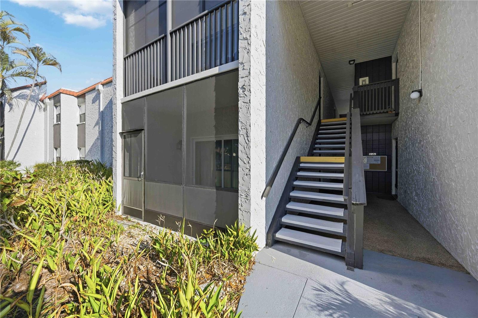 Image 4 of 44 For 3259 Beneva Road 101