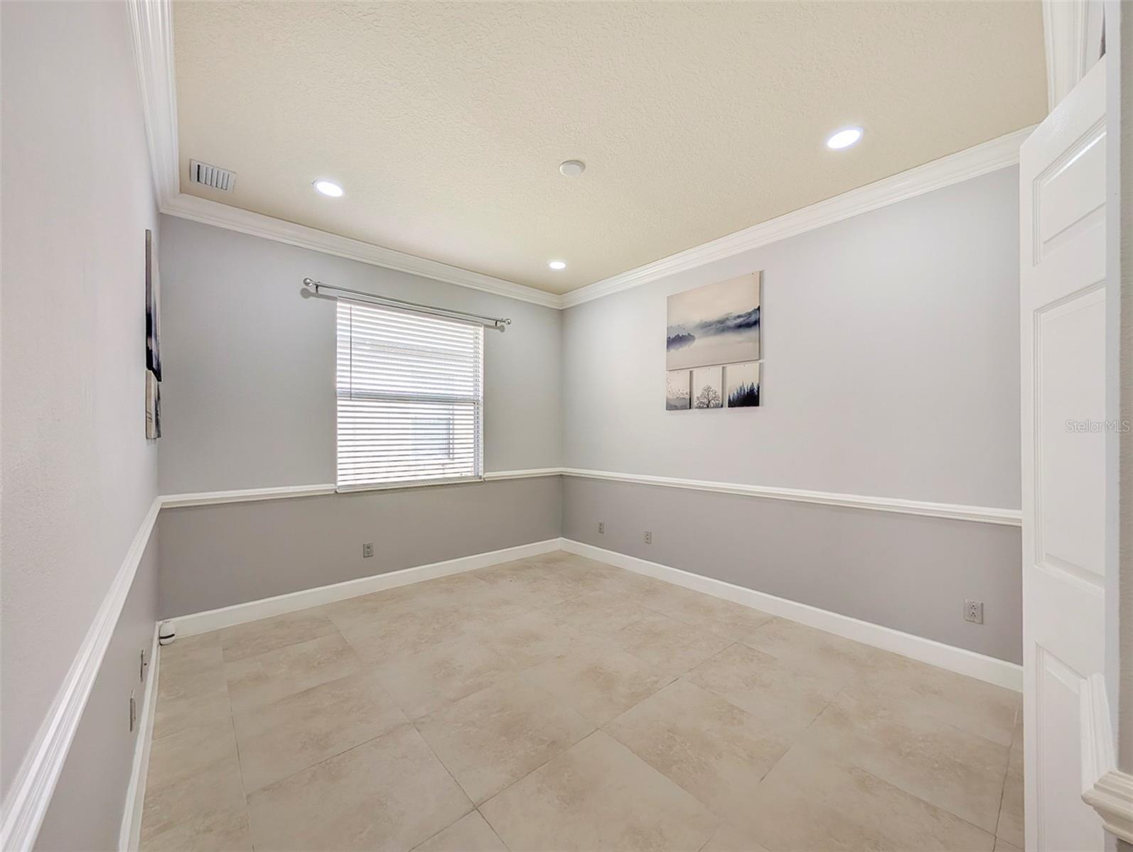 Image 24 of 39 For 6507 37th Street E