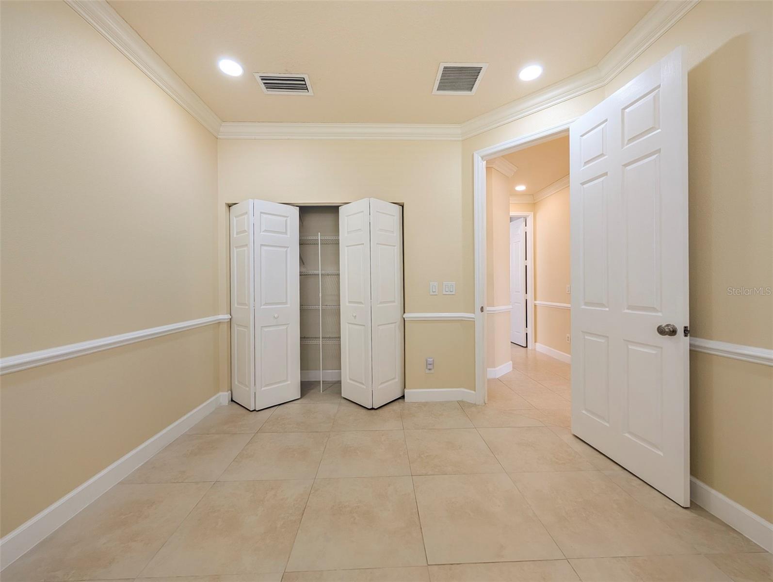 Image 29 of 39 For 6507 37th Street E