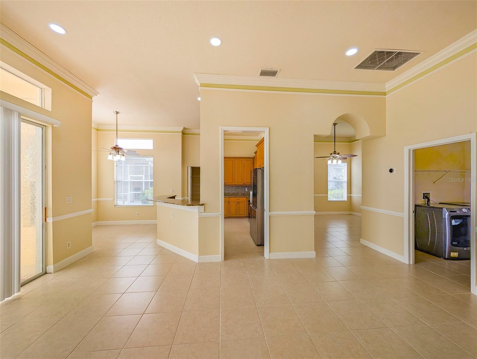 Image 7 of 39 For 6507 37th Street E