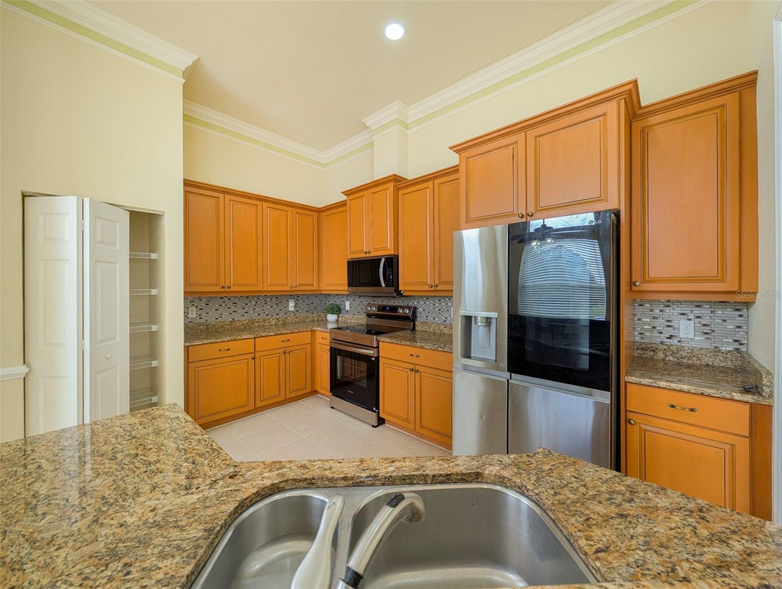 Image 8 of 39 For 6507 37th Street E