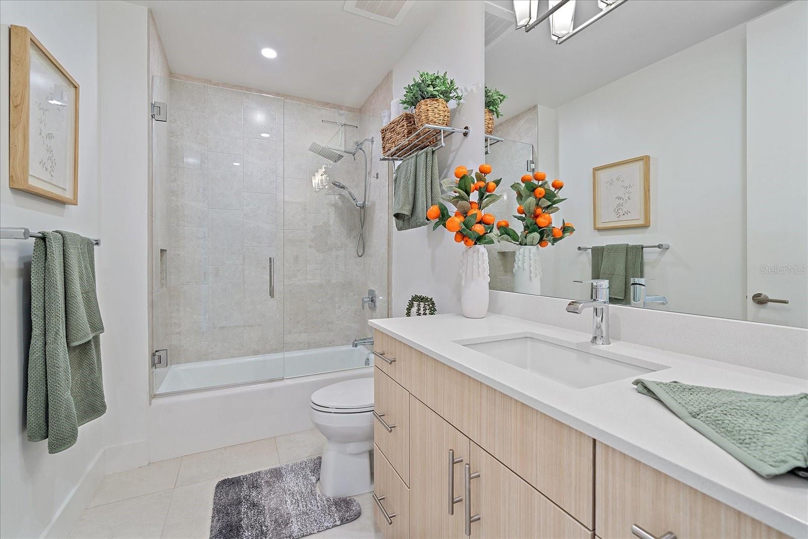 Image 25 of 32 For 332 Cocoanut Avenue 406