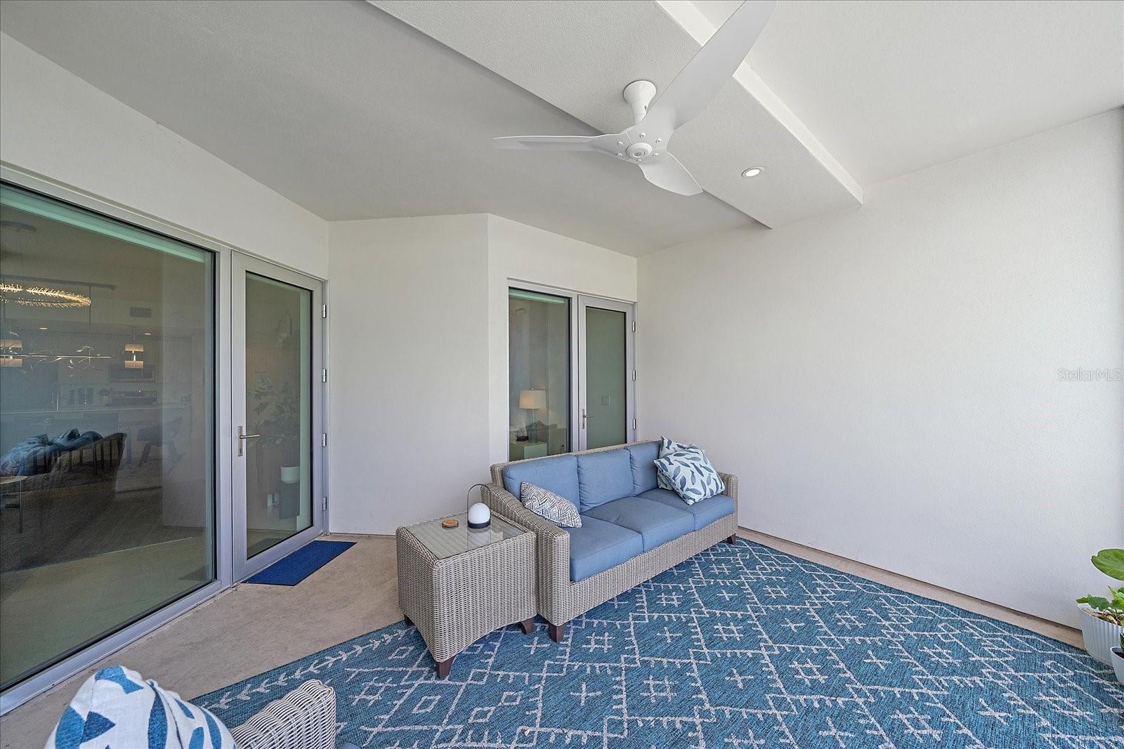 Image 28 of 32 For 332 Cocoanut Avenue 406