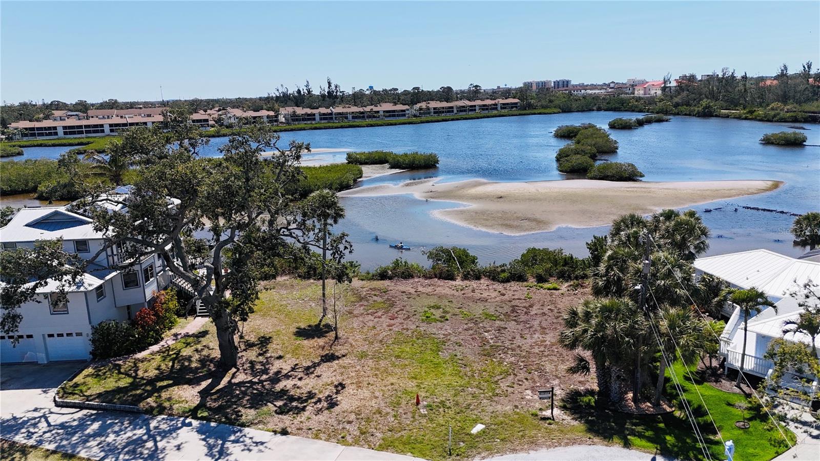 Image 6 of 6 For 808 Suncrest Drive