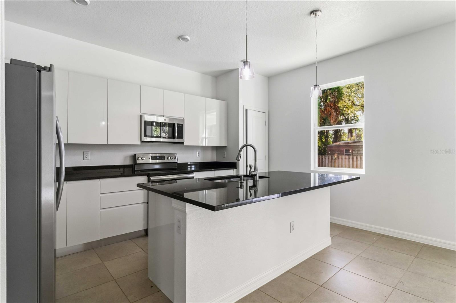 Image 11 of 30 For 4239 Belladonna Avenue