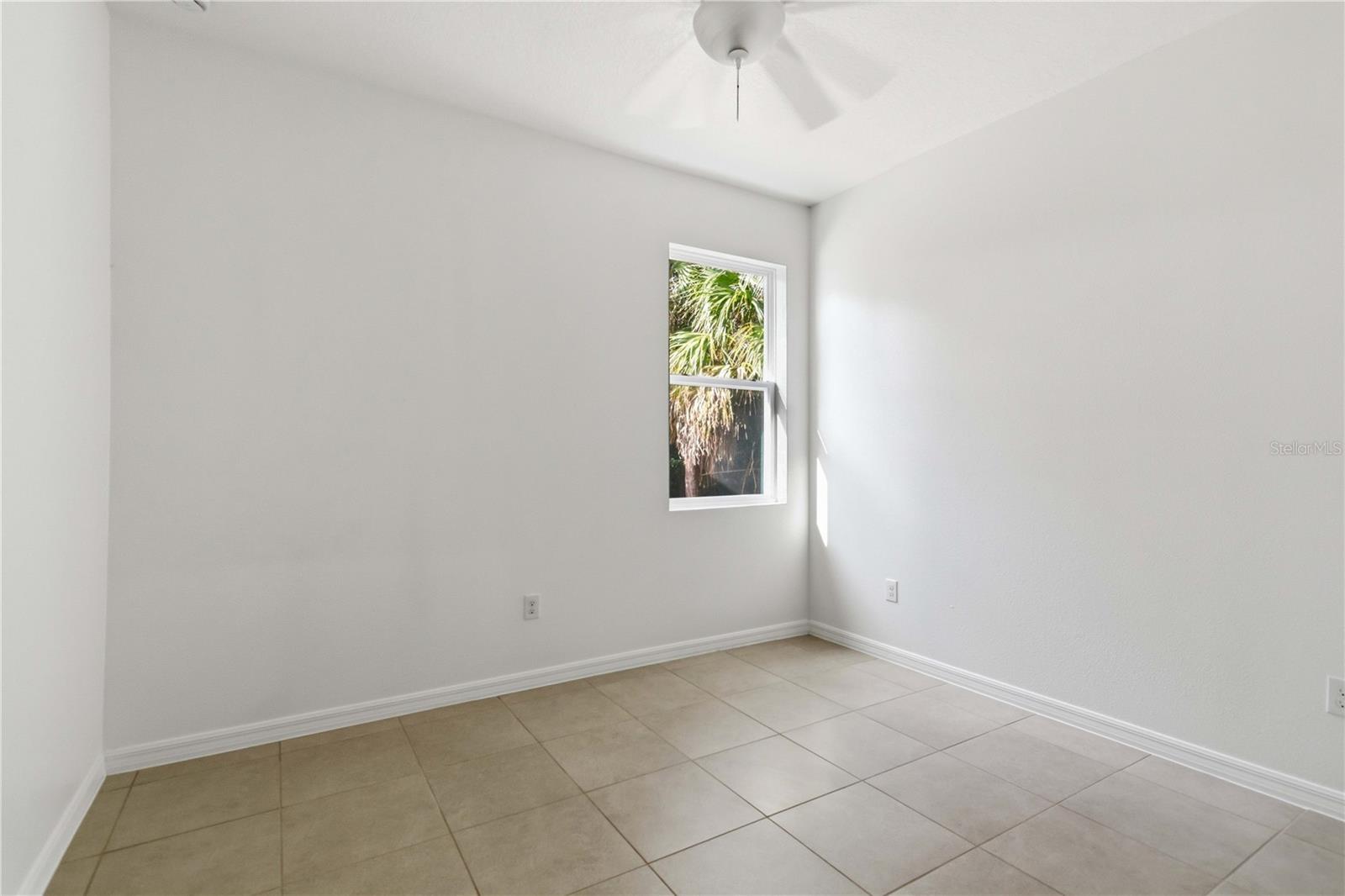 Image 17 of 30 For 4239 Belladonna Avenue