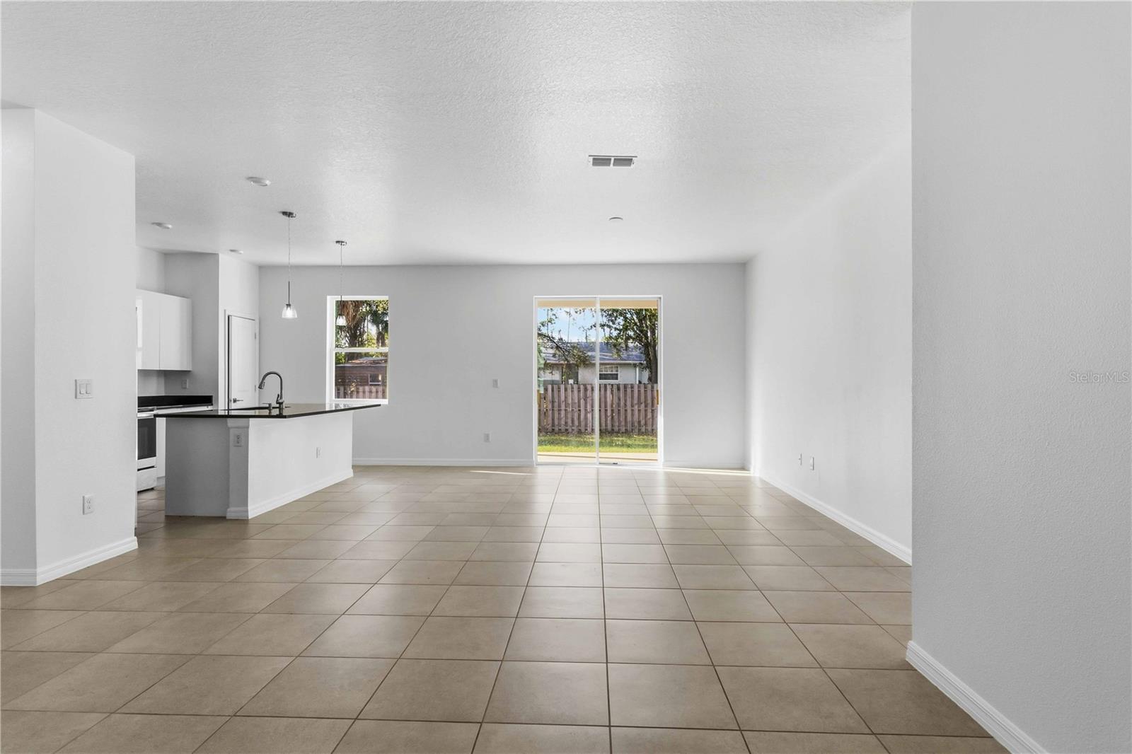 Image 7 of 30 For 4239 Belladonna Avenue