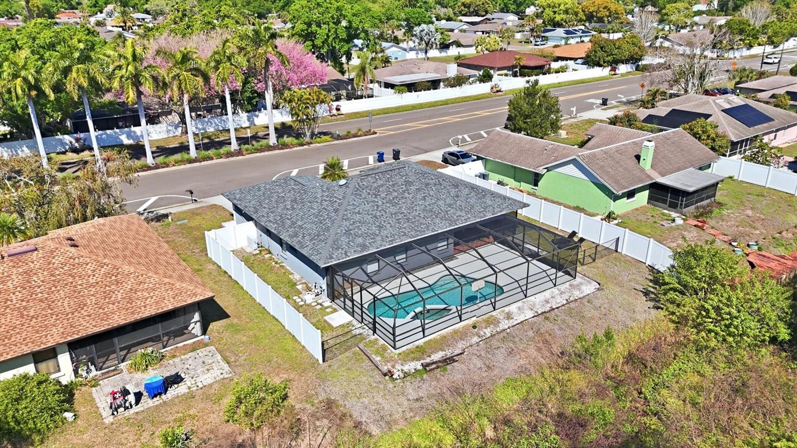 Image 39 of 42 For 8421 Country Park Way