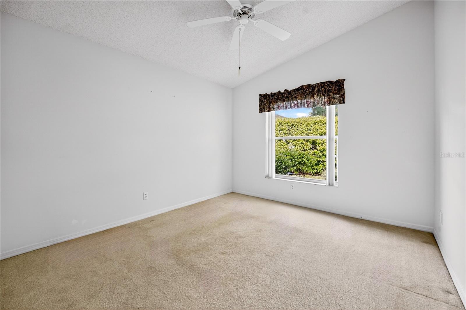 Image 15 of 21 For 4436 Fern Drive 5