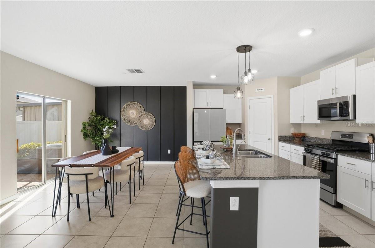 Image 6 of 44 For 9513 Channing Hill Drive