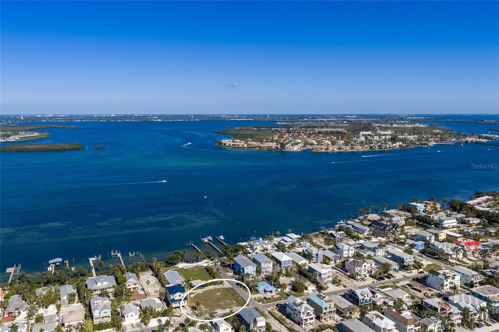 Image 4 of 8 For 300 23rd Street N