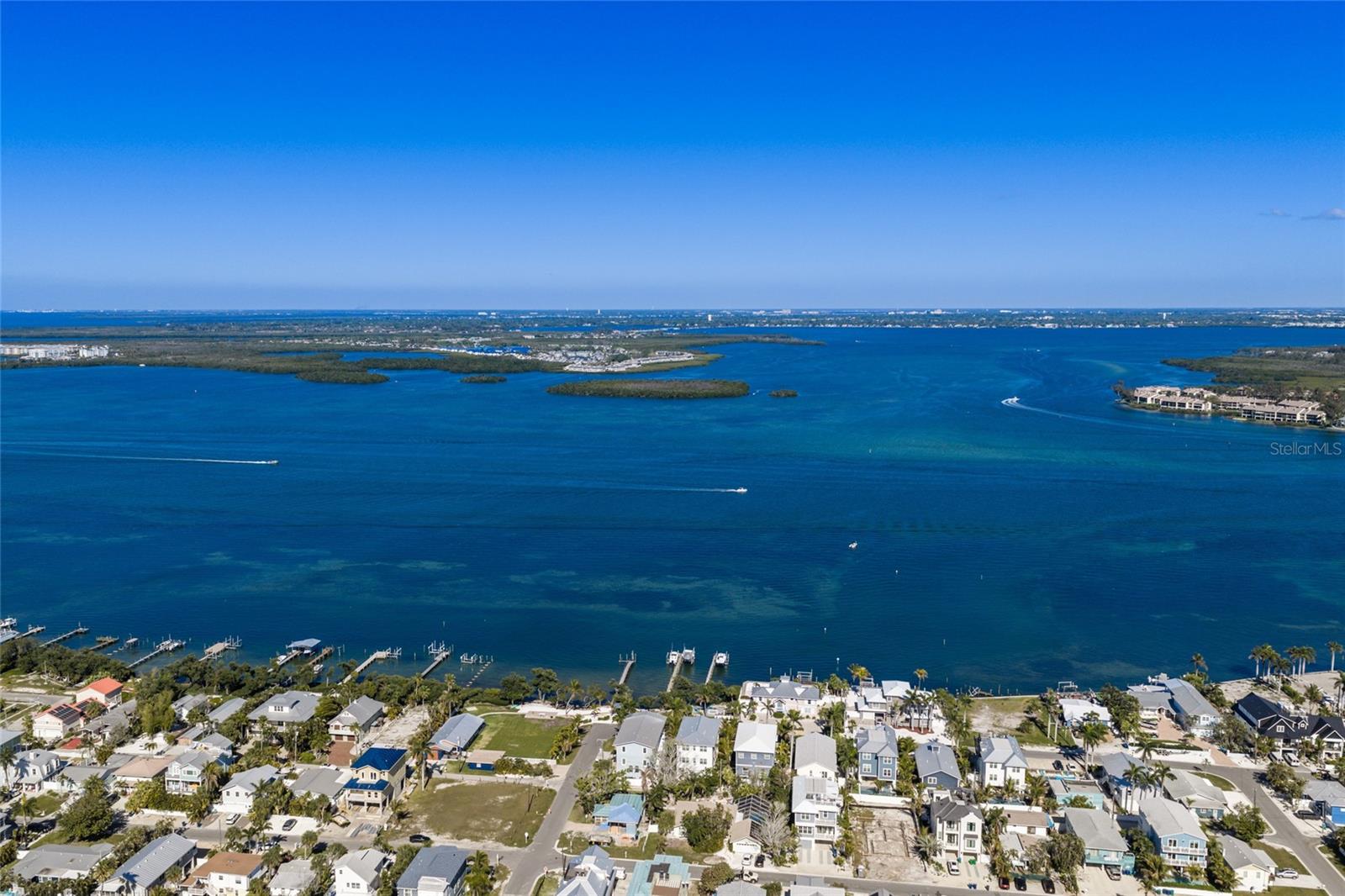 Image 8 of 8 For 300 23rd Street N