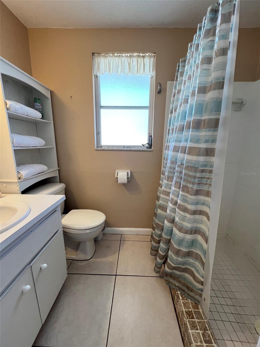 Image 13 of 20 For 2101 Arkansas Avenue