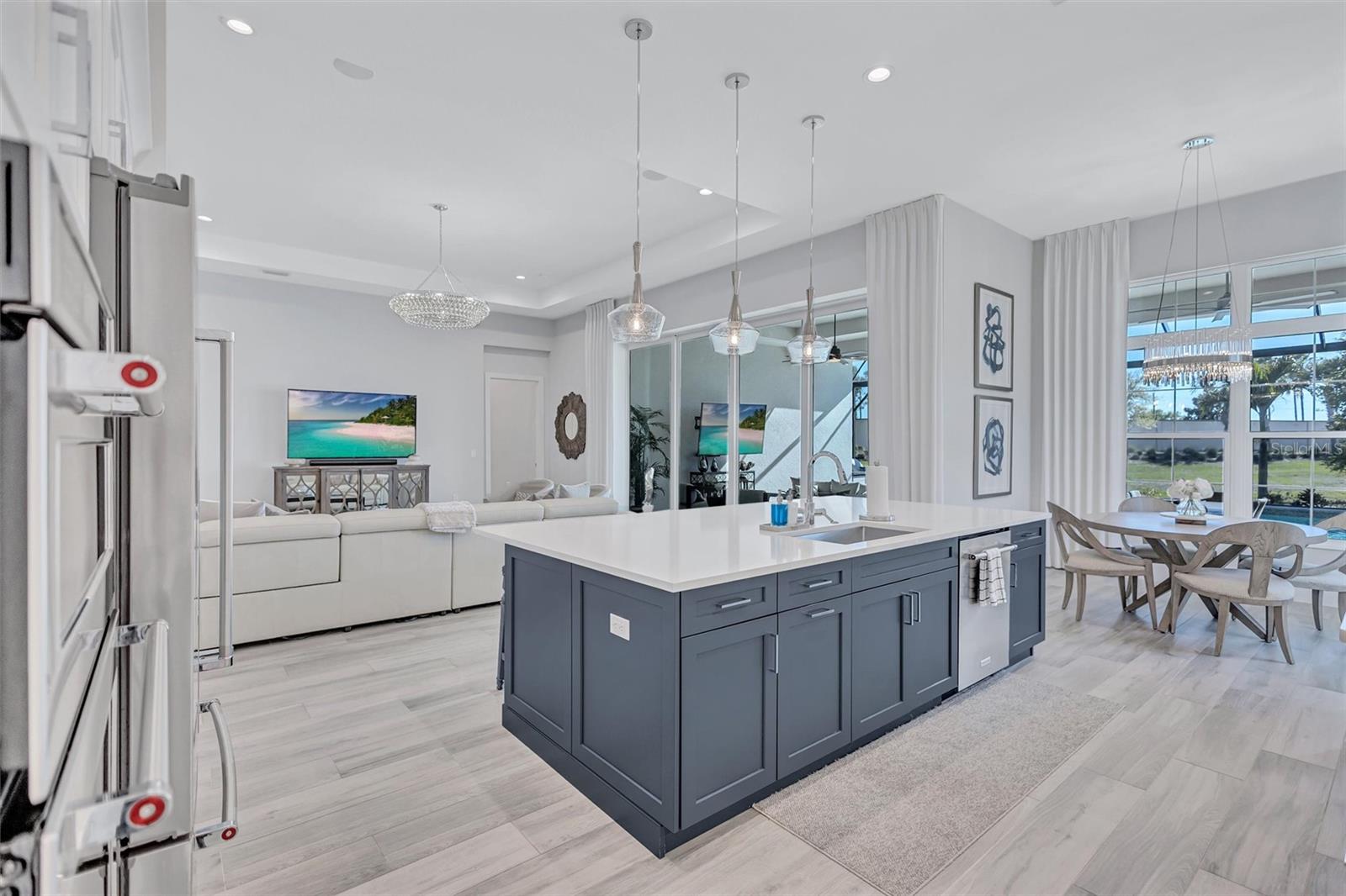 Image 28 of 79 For 8278 Pavia Way