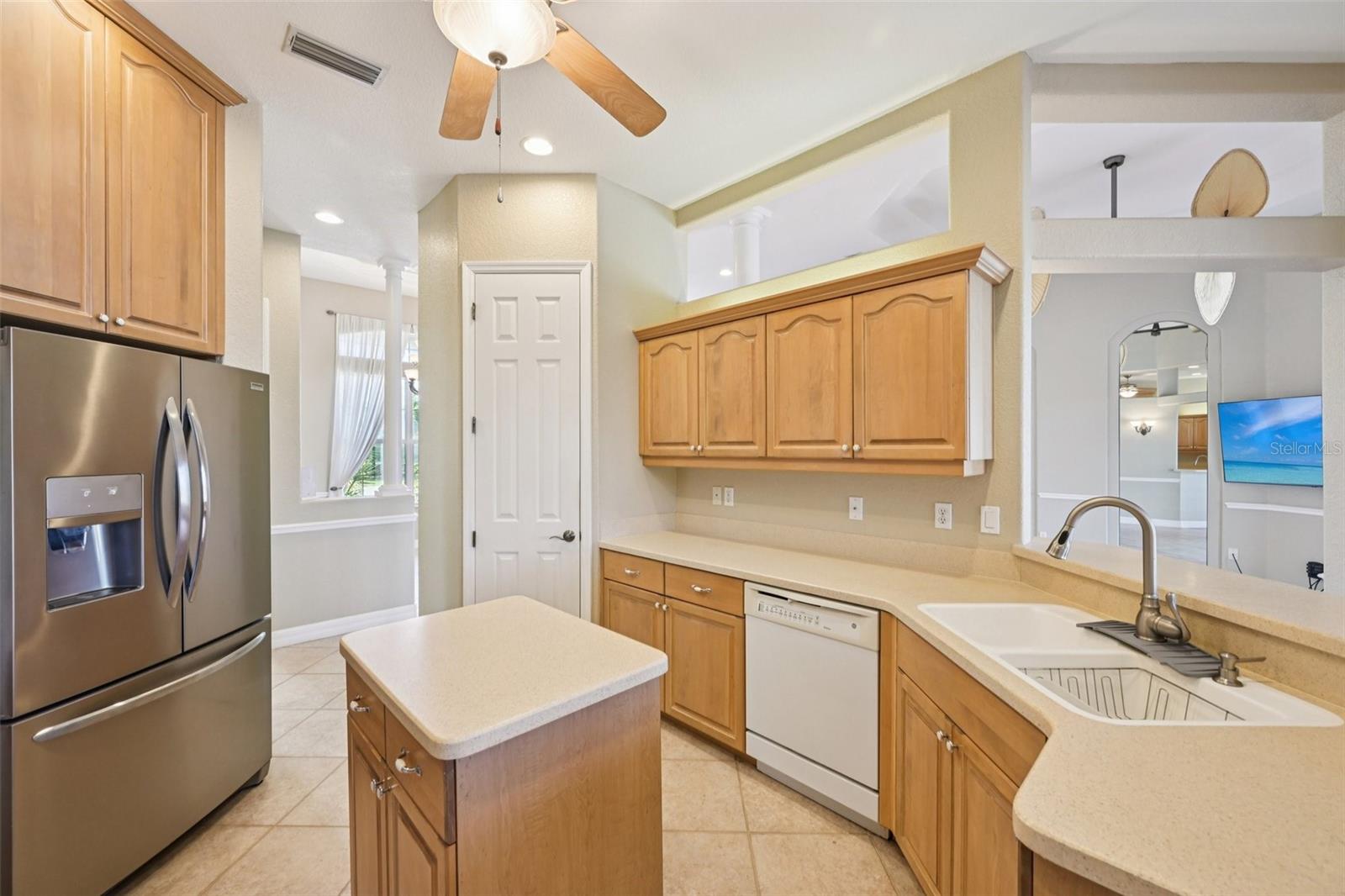 Image 20 of 79 For 2160 Hillsborough Boulevard