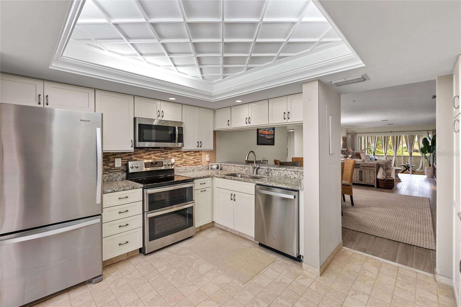 Image 13 of 49 For 310 Wexford Terrace 164