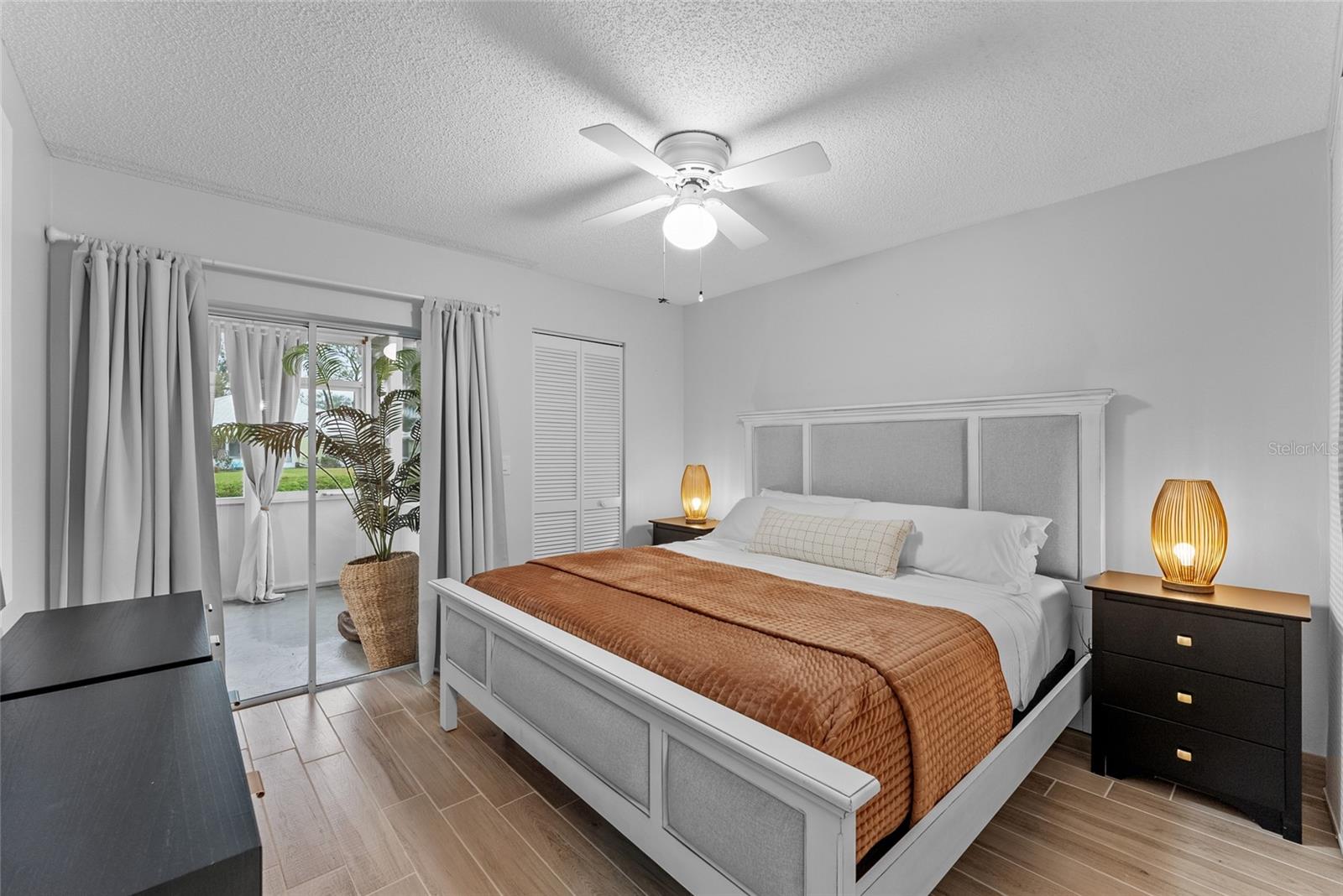 Image 26 of 49 For 310 Wexford Terrace 164