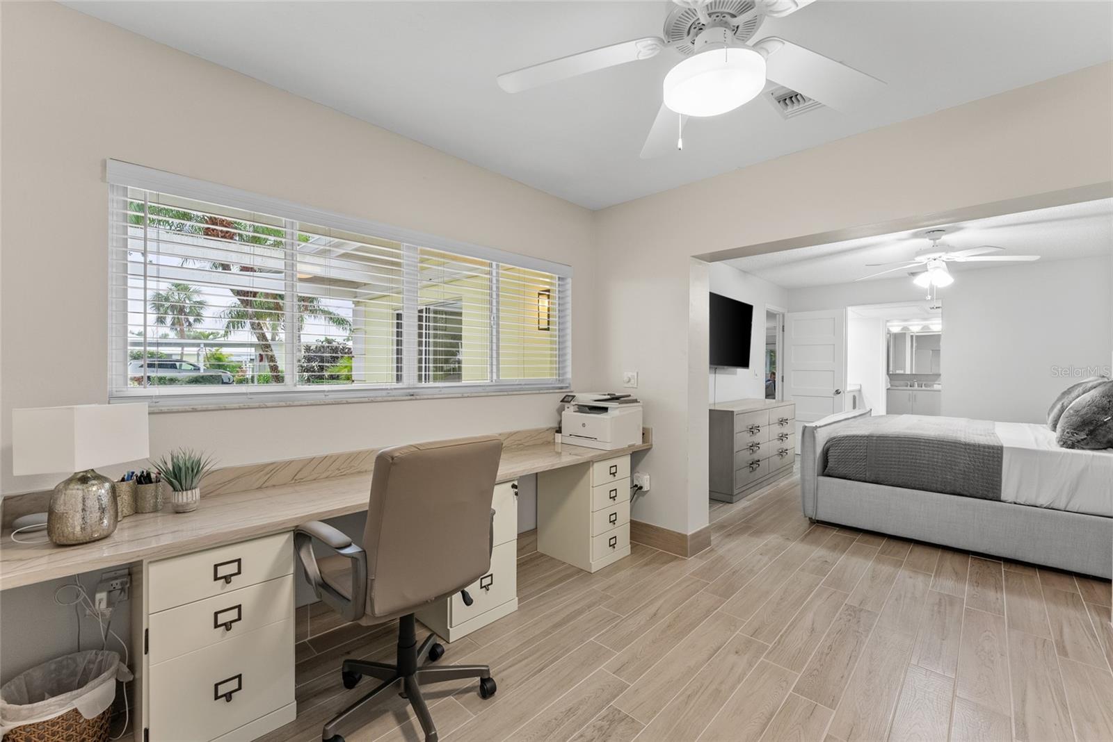 Image 38 of 49 For 310 Wexford Terrace 164