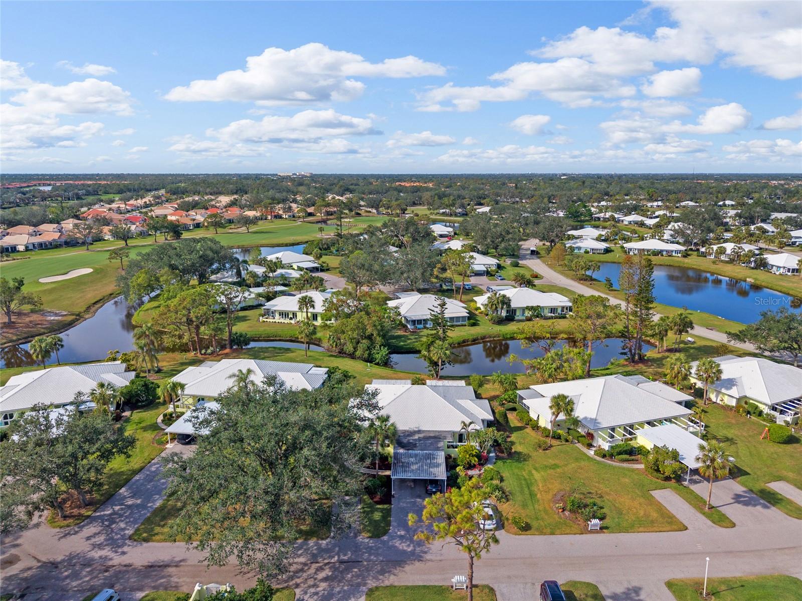 Image 42 of 49 For 310 Wexford Terrace 164