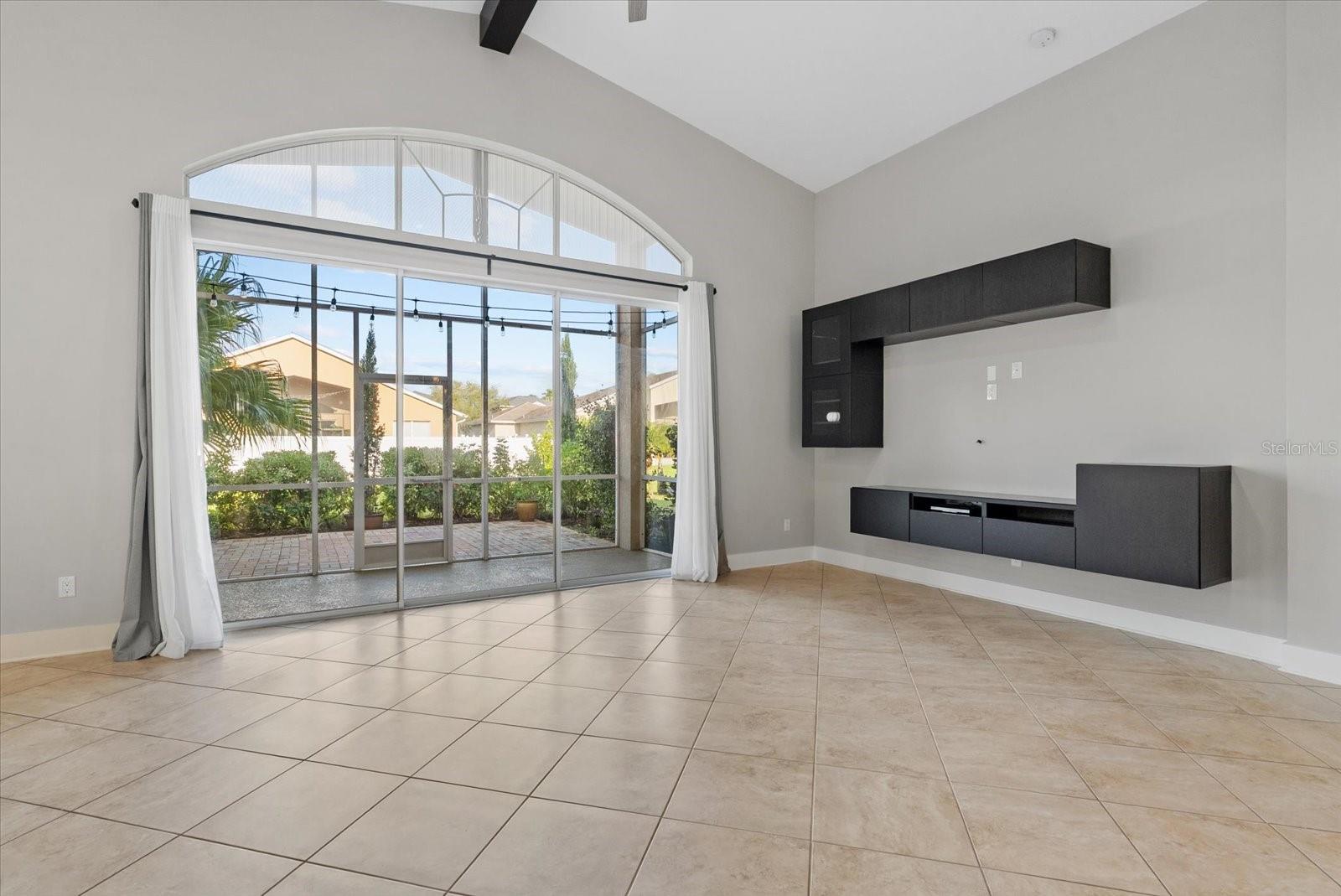 Image 10 of 46 For 6634 38th Street E