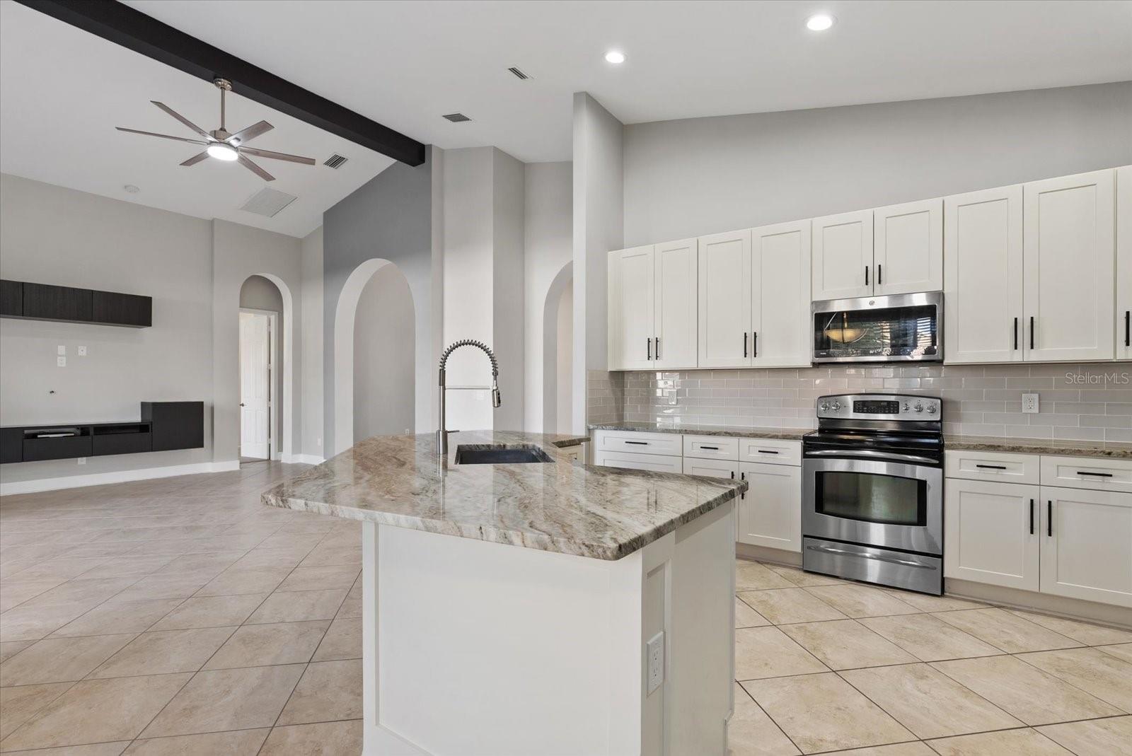 Image 4 of 46 For 6634 38th Street E