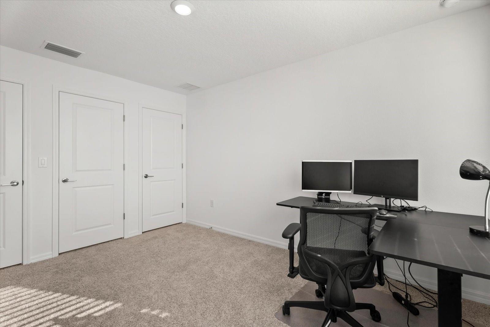 Image 24 of 50 For 8780 Daybreak Street