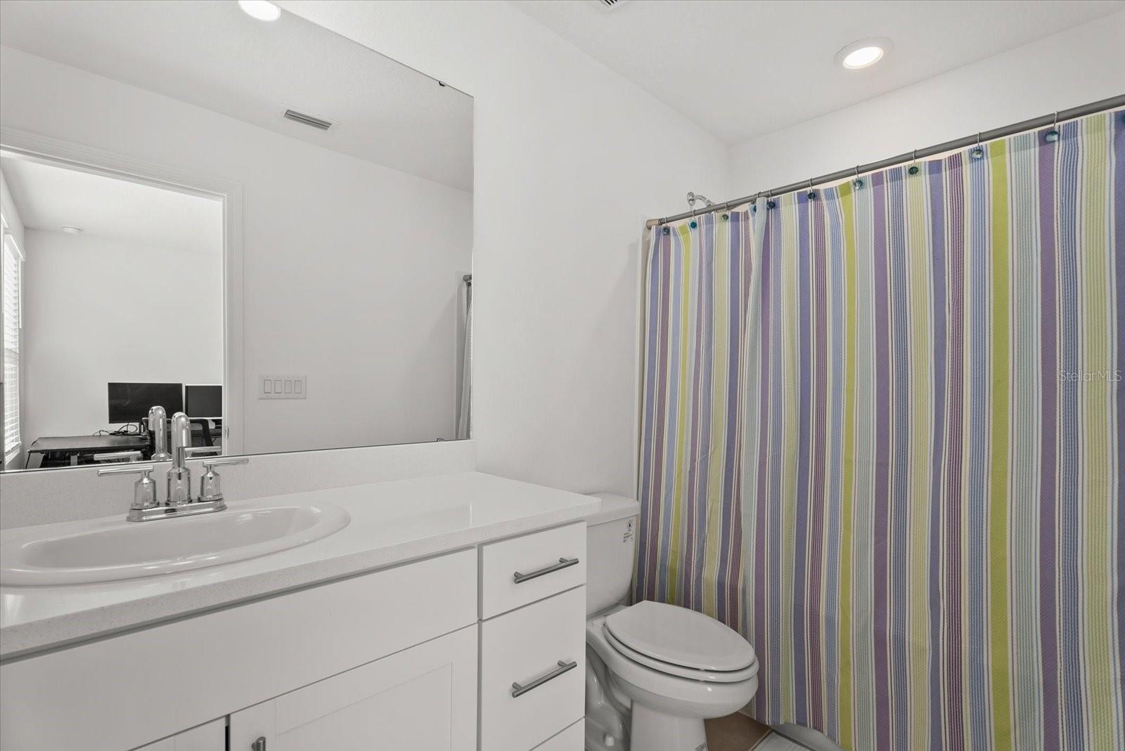 Image 25 of 50 For 8780 Daybreak Street