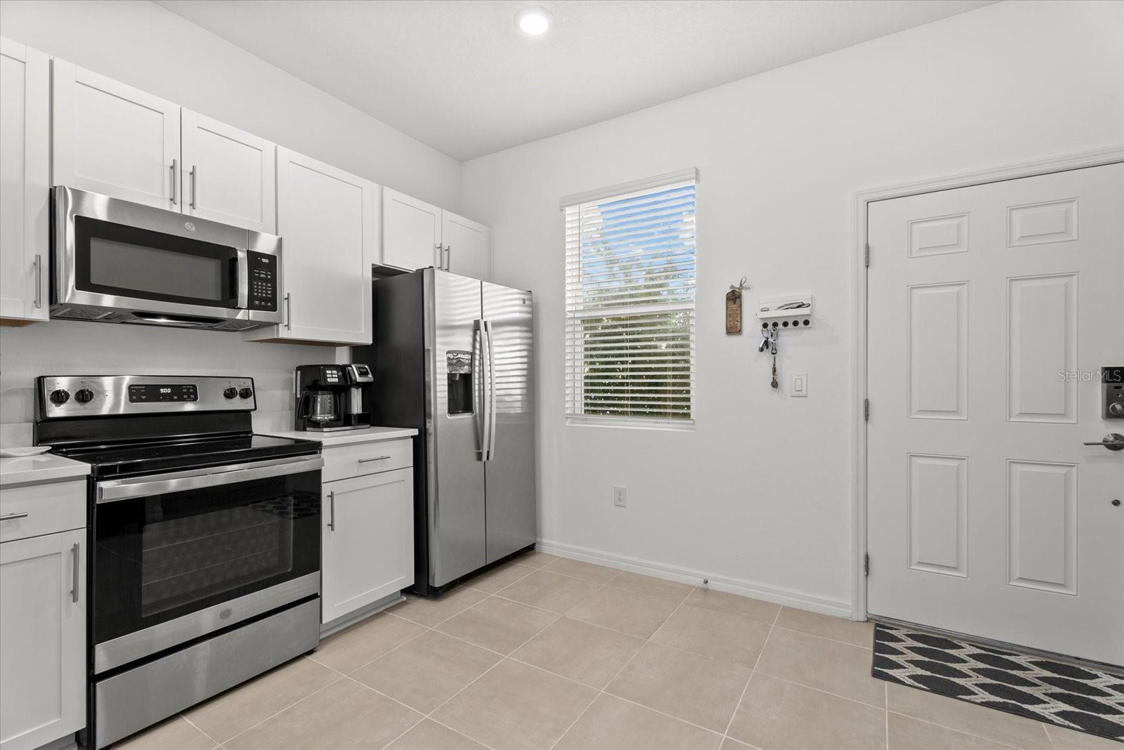 Image 8 of 50 For 8780 Daybreak Street