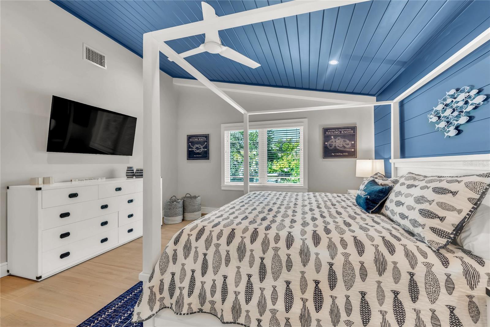 Image 18 of 28 For 2208 Avenue A