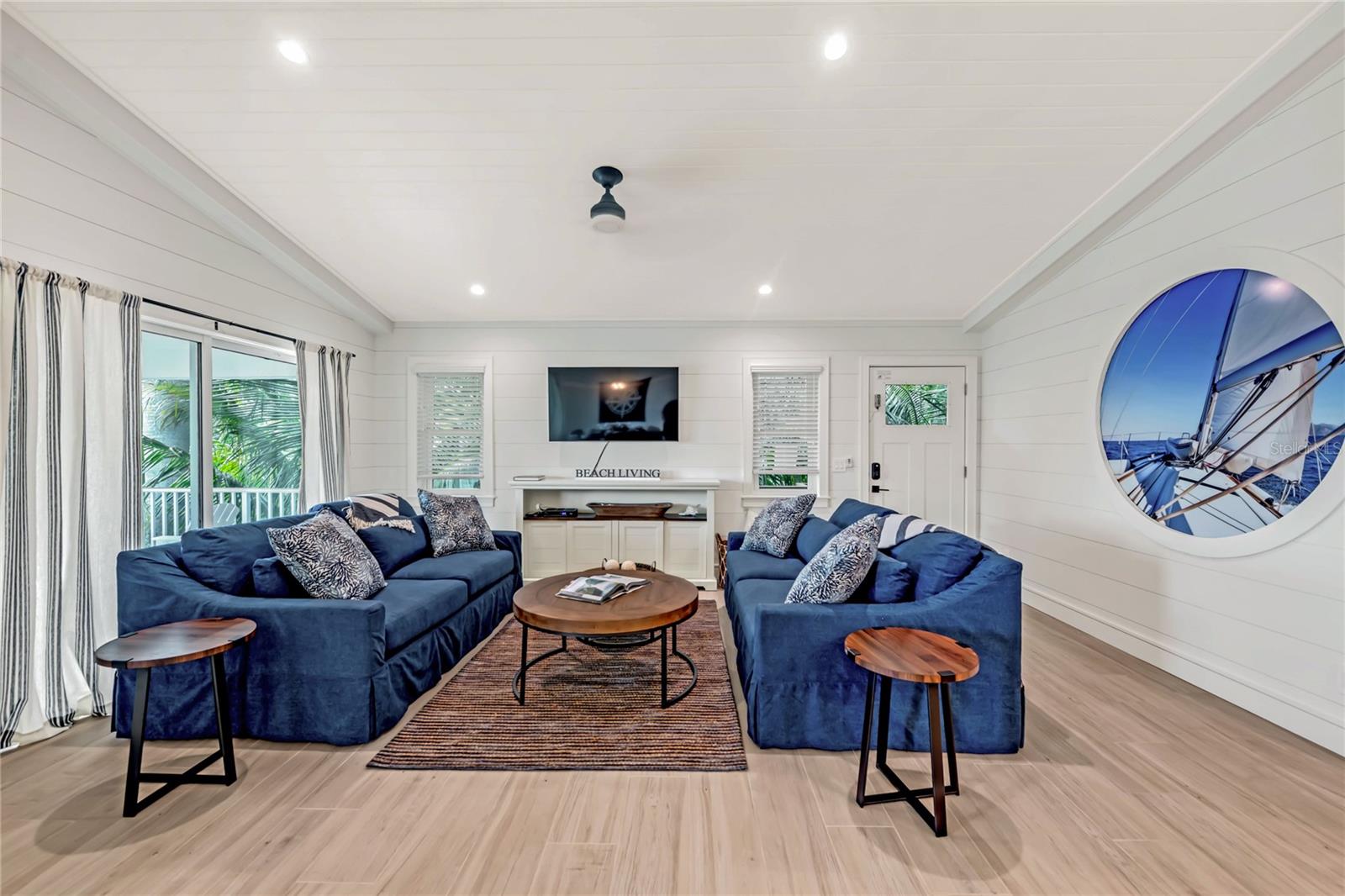 Image 25 of 28 For 2208 Avenue A