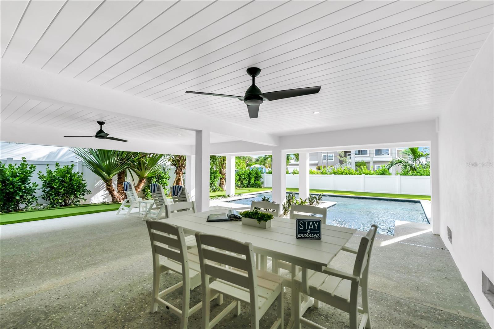 Image 7 of 28 For 2208 Avenue A