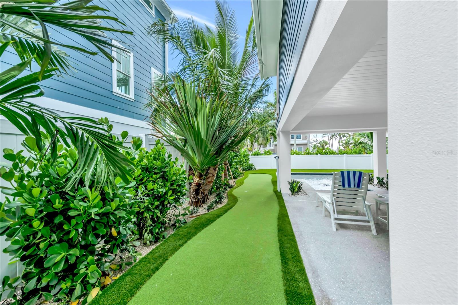 Image 9 of 28 For 2208 Avenue A