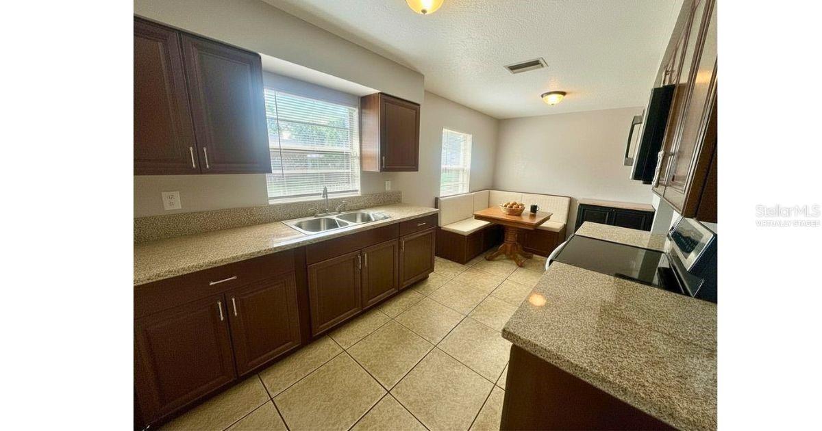 Image 11 of 24 For 707 Ohara Drive