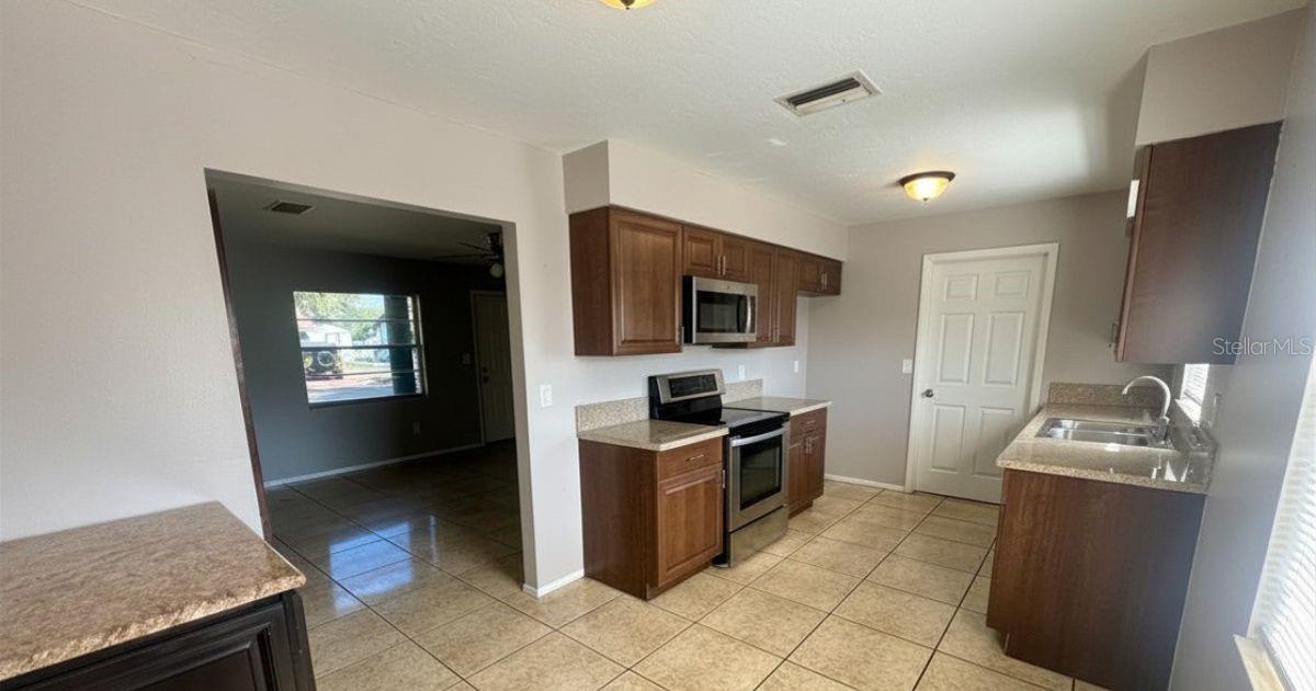 Image 8 of 24 For 707 Ohara Drive