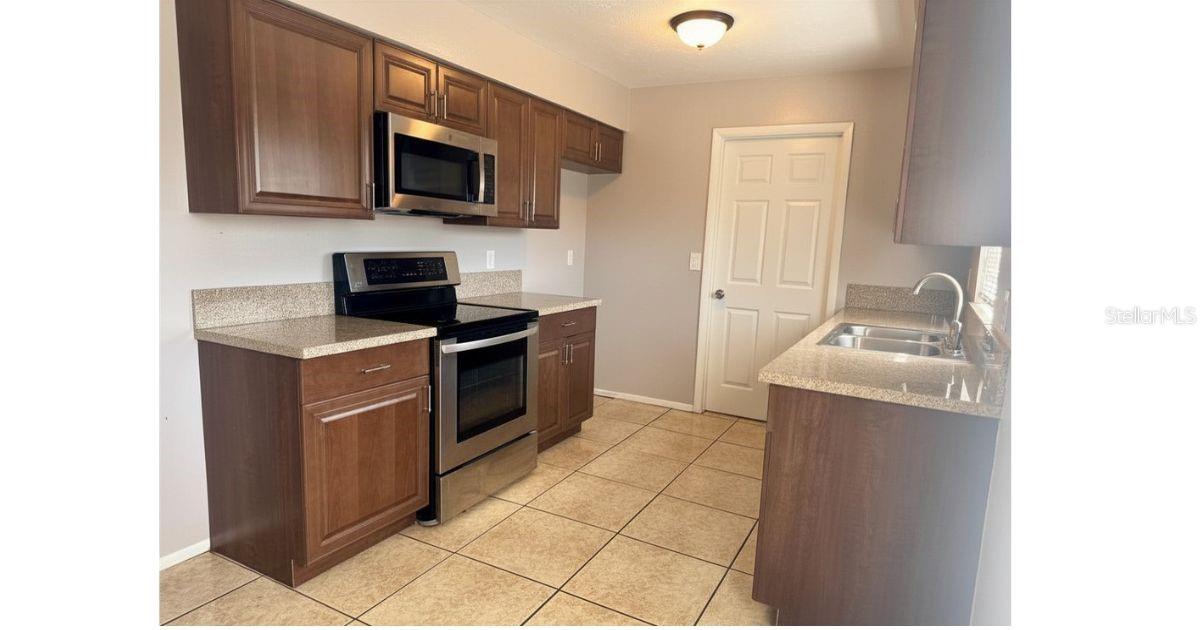 Image 9 of 24 For 707 Ohara Drive