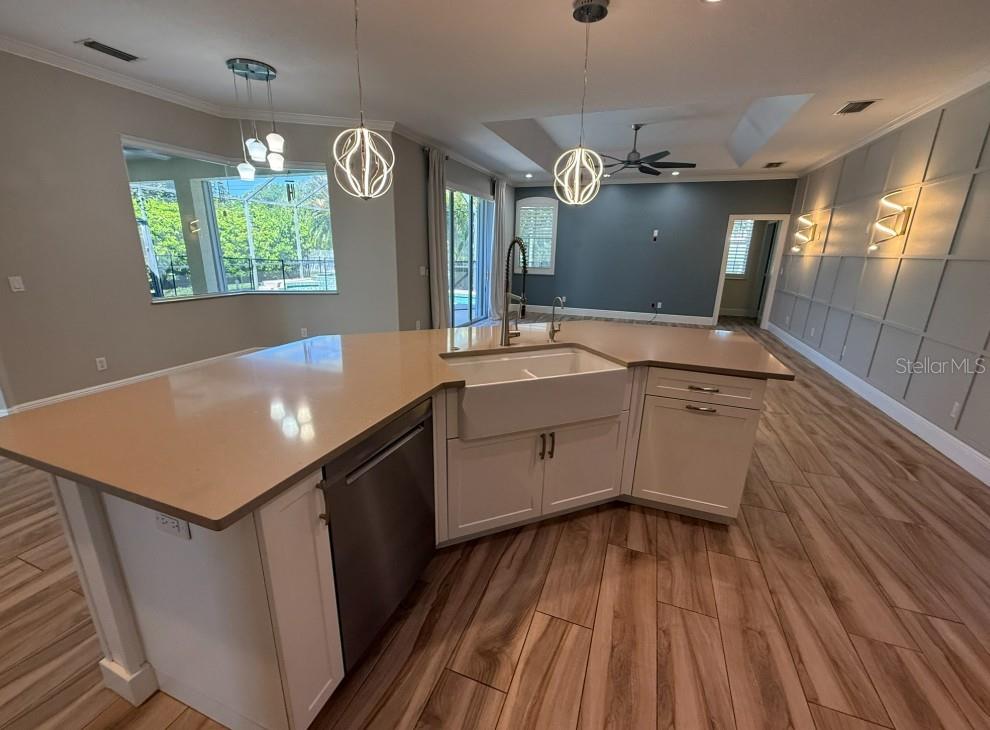 Image 19 of 33 For 6331 Yellow Wood Place 6331