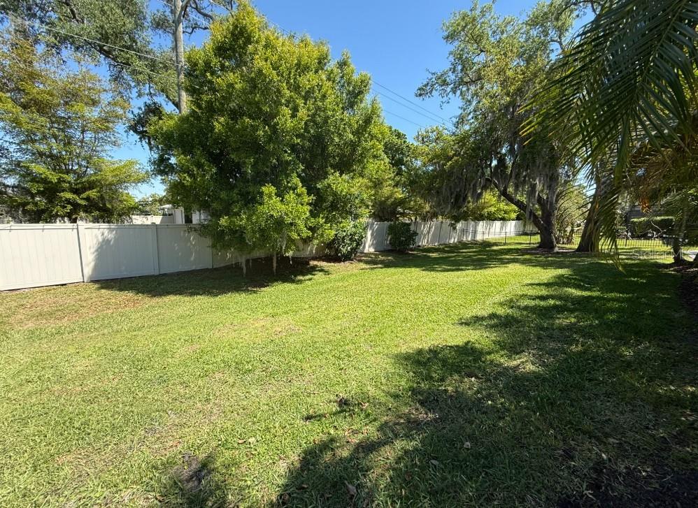 Image 32 of 33 For 6331 Yellow Wood Place 6331