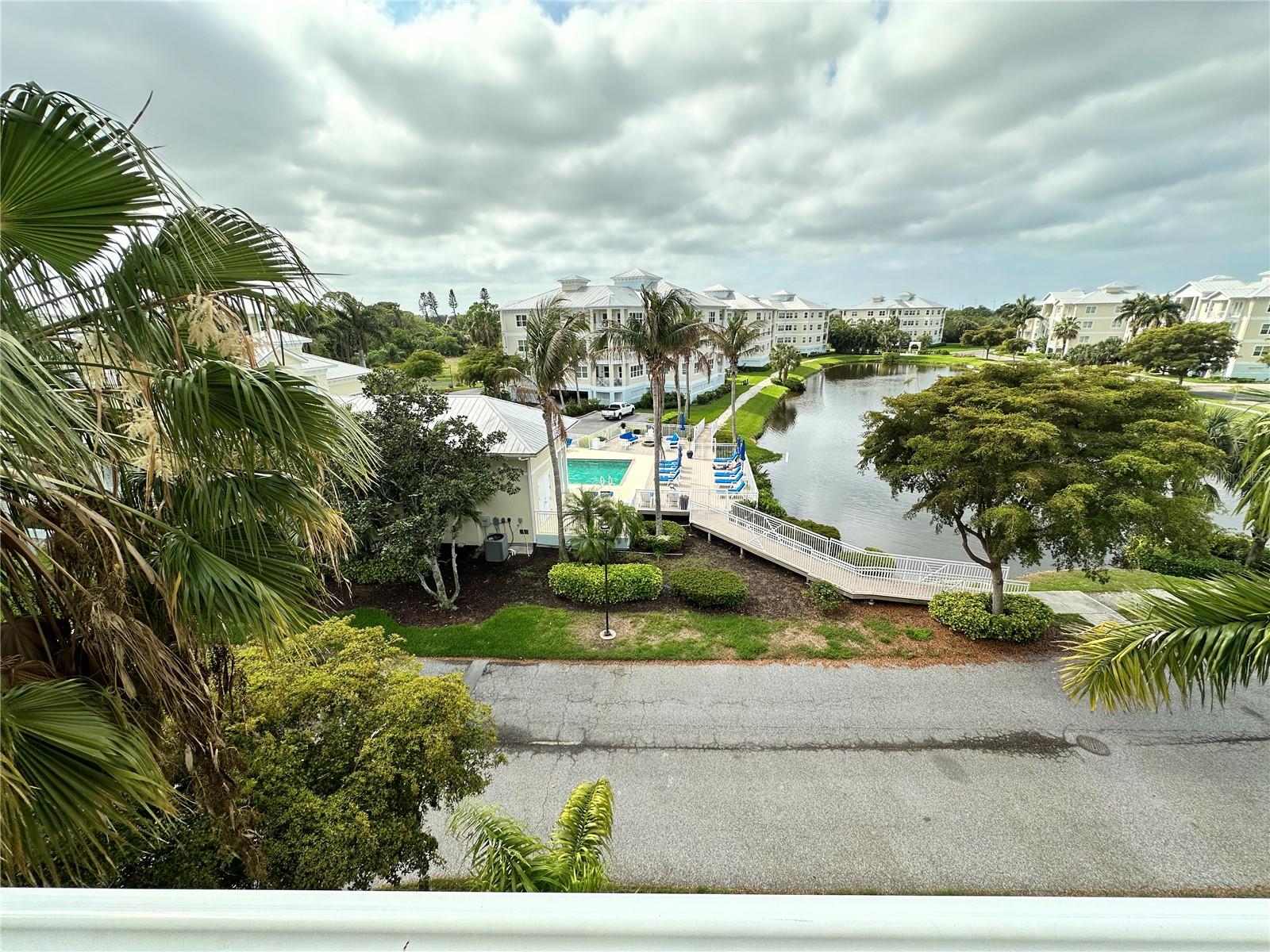 Image 15 of 42 For 7730 34th Ave W 303