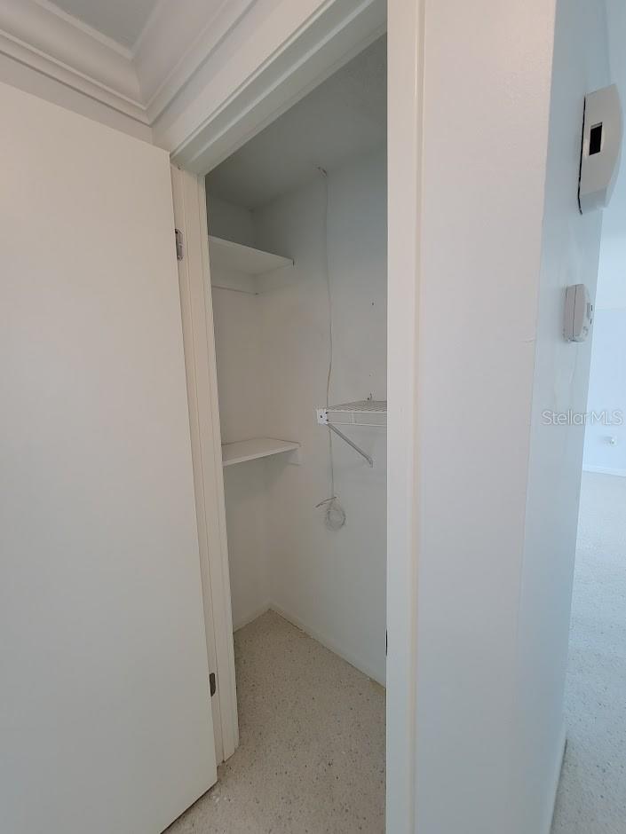 Image 43 of 58 For 401 Sunnyside Drive