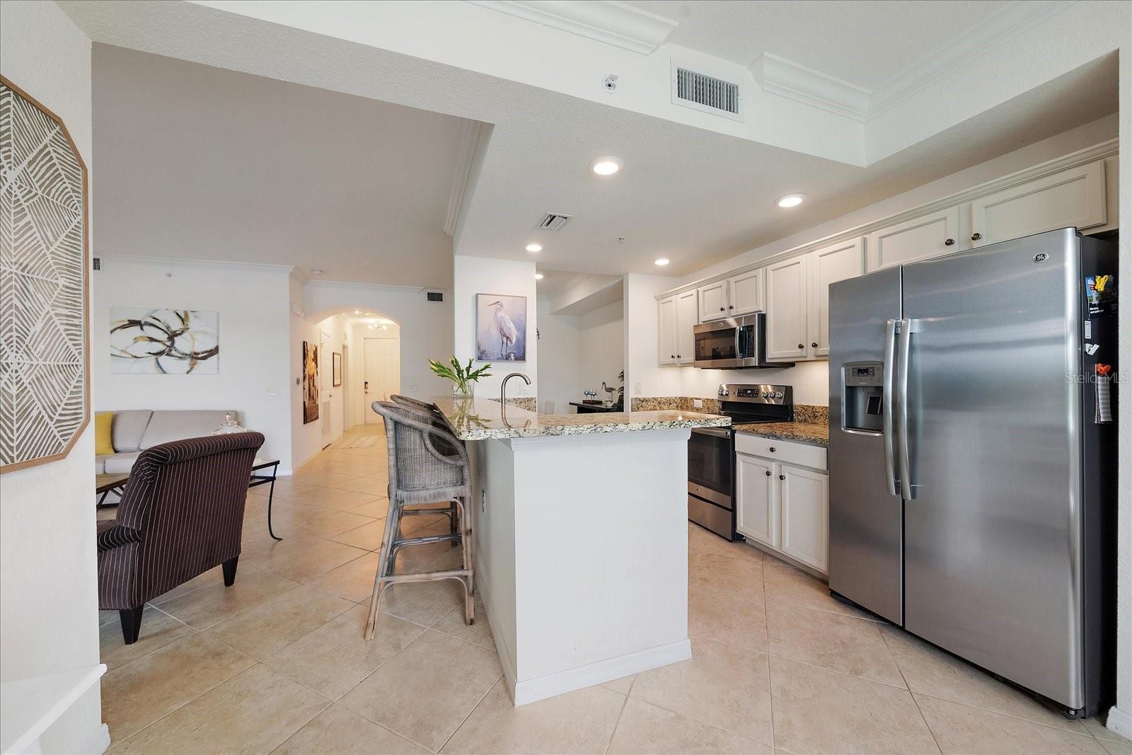 Image 12 of 52 For 16814 Vardon Terrace 106