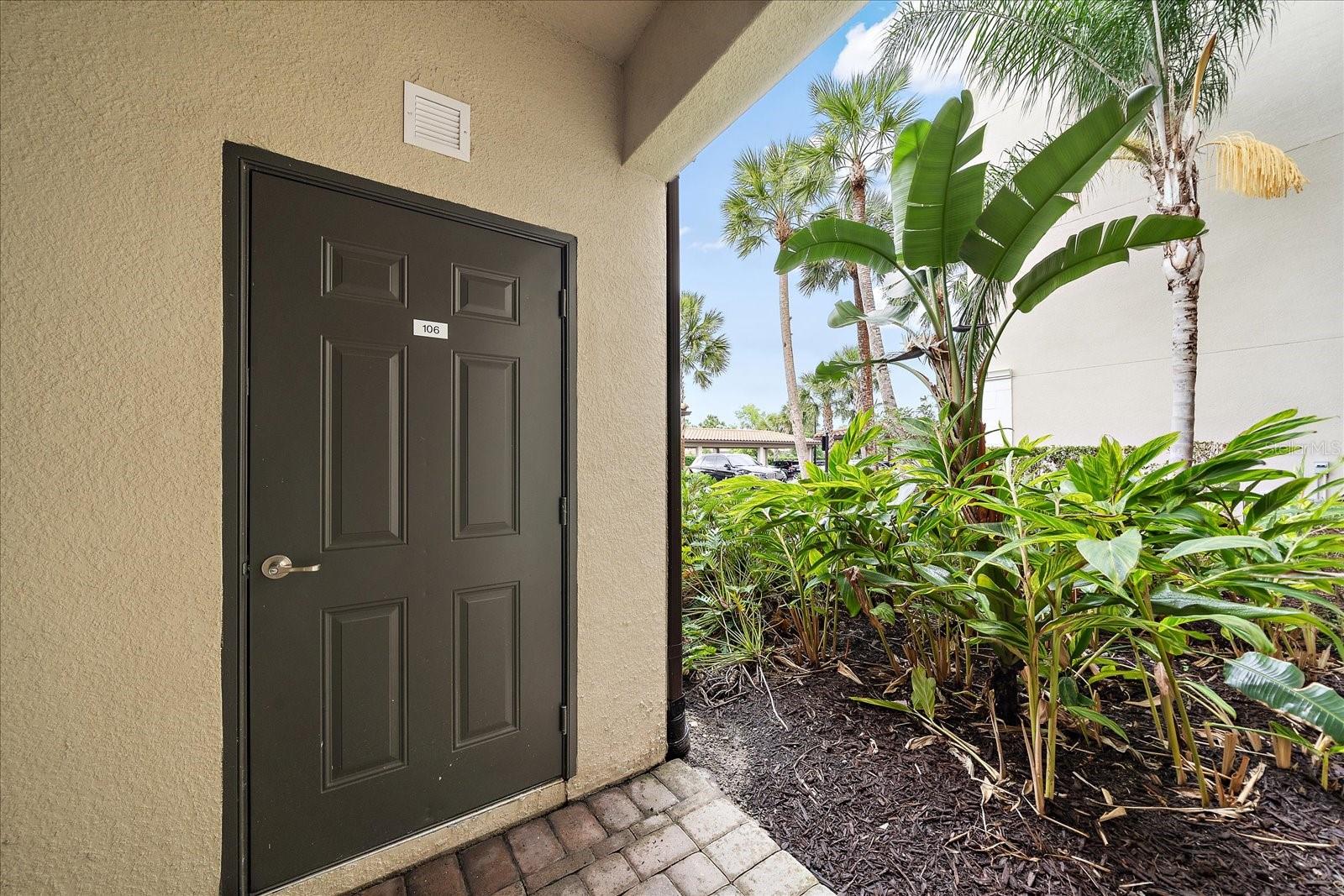 Image 5 of 52 For 16814 Vardon Terrace 106