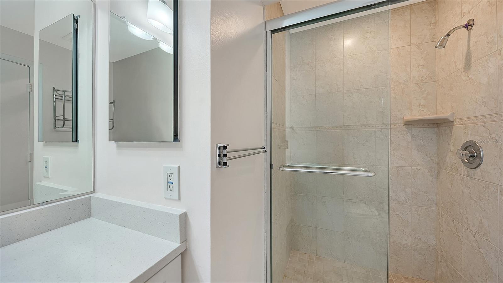 Image 23 of 37 For 4458 Narraganset Trail 93a