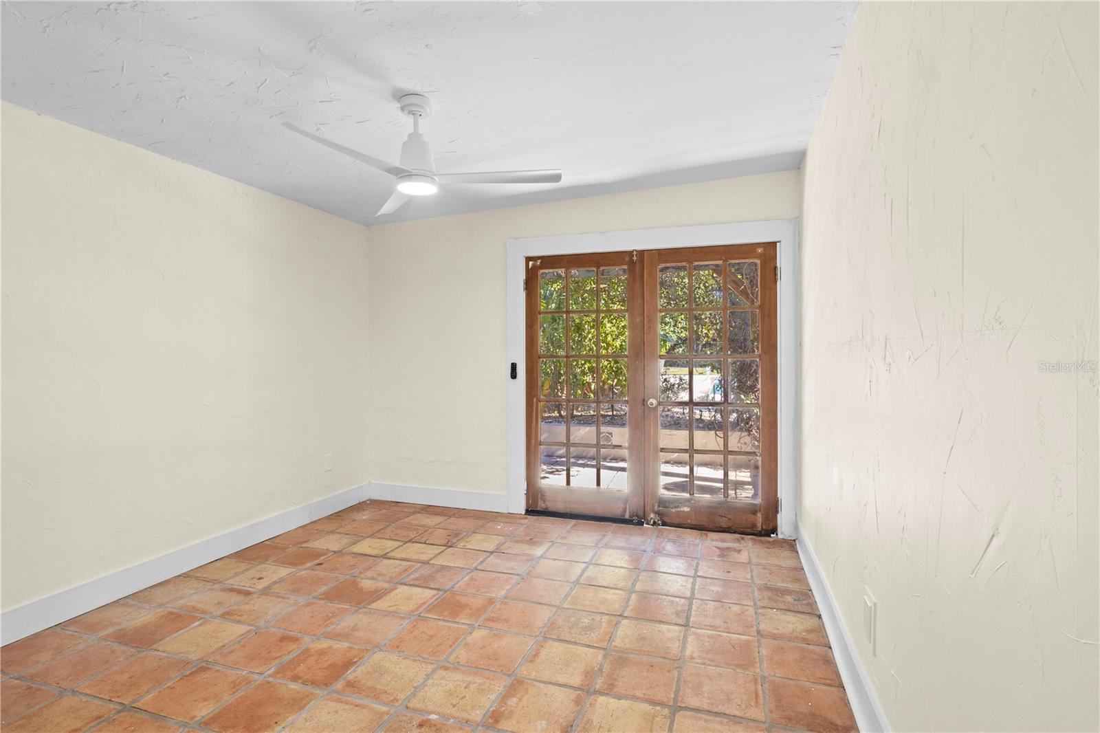 Image 18 of 26 For 7810 Senrab Drive