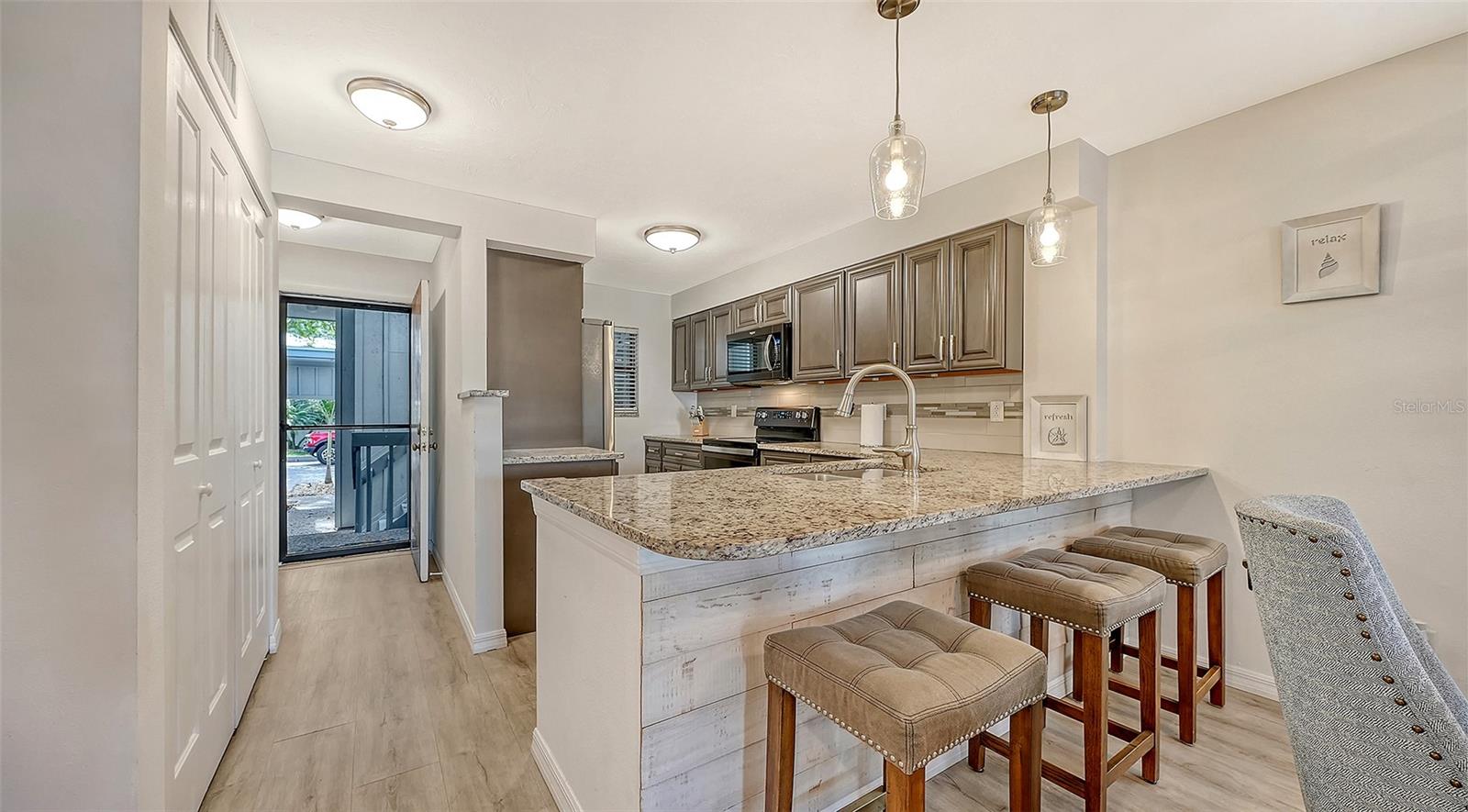 Image 15 of 41 For 1249 Dockside Place 110